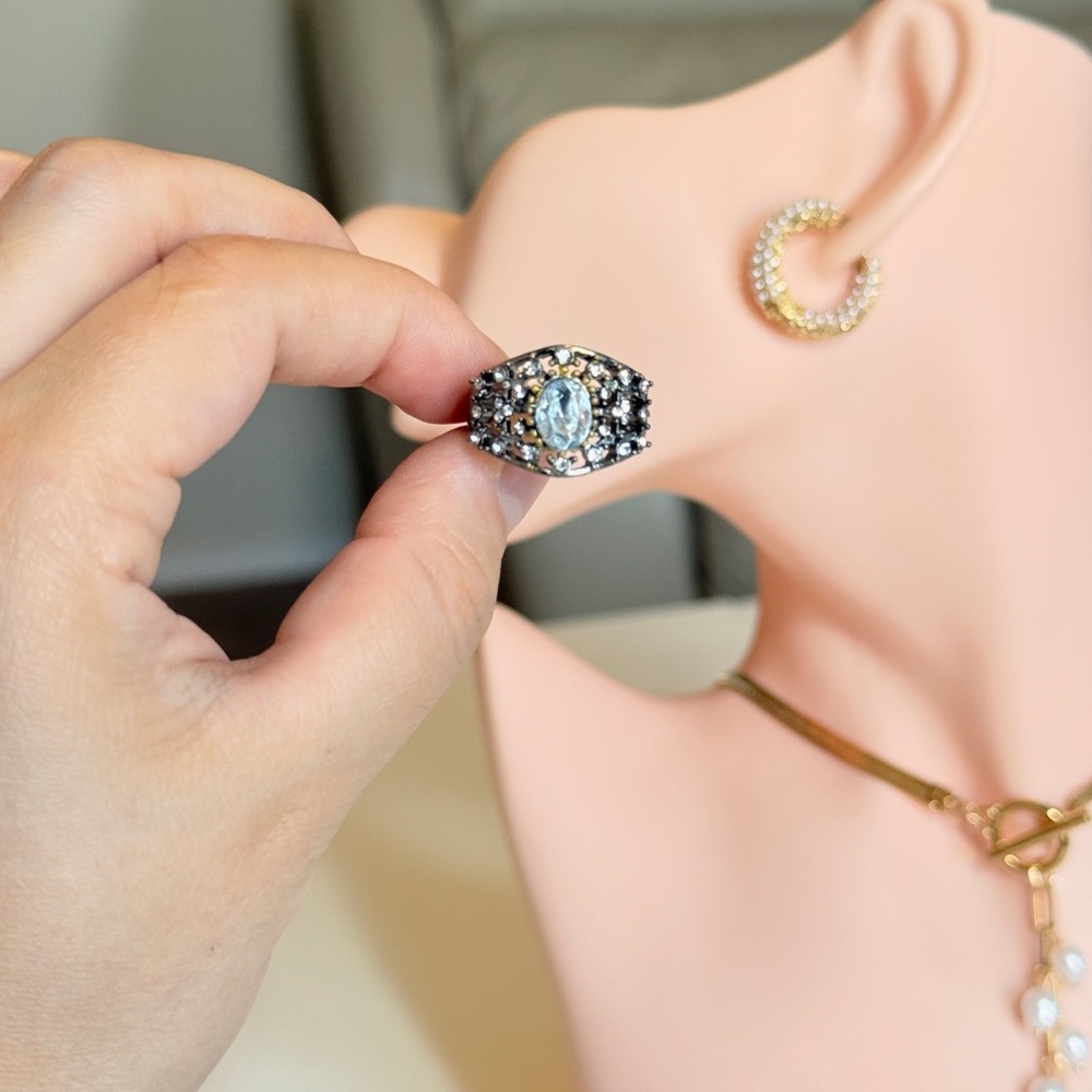 Pavé Black & White Crystal Halo Ring - Picture 6 of 6
